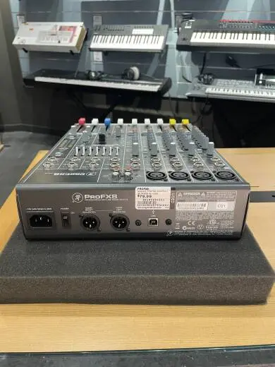 Mackie - PROFX8 2