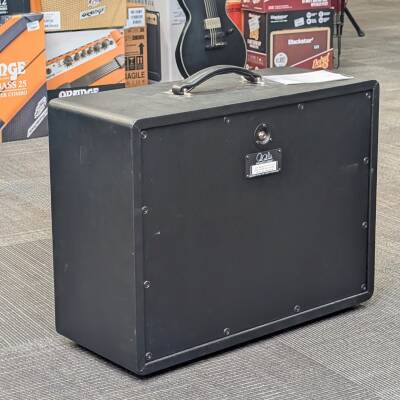PRS Guitars - HDRX 1x12 Cabinet 2