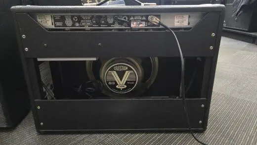 Fender '68 Custom Deluxe Reverb Guitar Amp 2