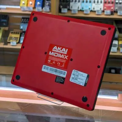 Akai - High-Performance Portable Mixer/DAW Controller 2