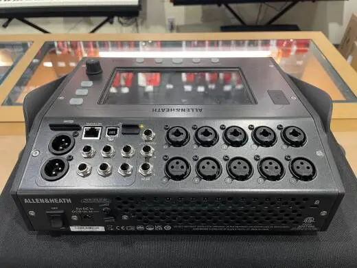 Allen & Heath - CQ-12T 2