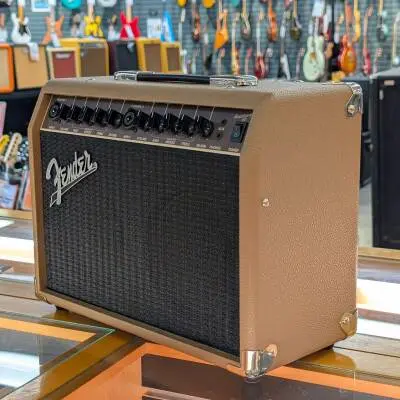 Fender - Acoustasonic 40 2