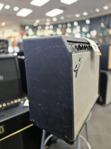 Fender 75 2-Channel 75-Watt 1x12 2