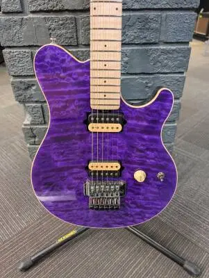 Ernie Ball Music Man: 30th Anniversary Axis Electric Guitar with Hardshell Case - Translucent Purple Quilt 2