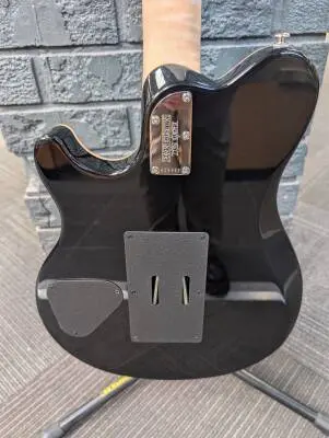 Ernie Ball Music Man: 30th Anniversary Axis Electric Guitar with Hardshell Case - Translucent Purple Quilt 2