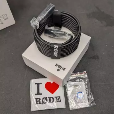 RODE - NT1 Signature Series Studio Condenser Microphone - Green 2