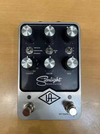 Universal Audio - Starlight Echo Station Stereo Delay Pedal