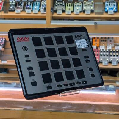 Akai MPC Element Music Production Controller