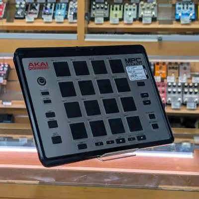 Akai - MPC Element Music Production Controller 2