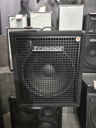 Traynor Small Block SB115 - 200 Watt 1x15 inch Bass Combo Amp