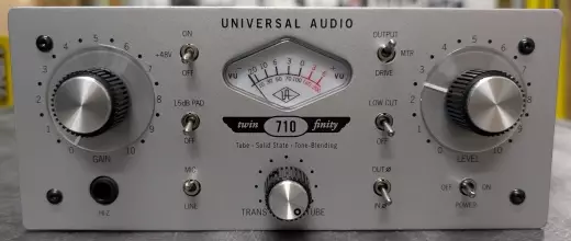 Store Special Product - Universal Audio - 710 Twin-Finity - Mic Preamp/DI