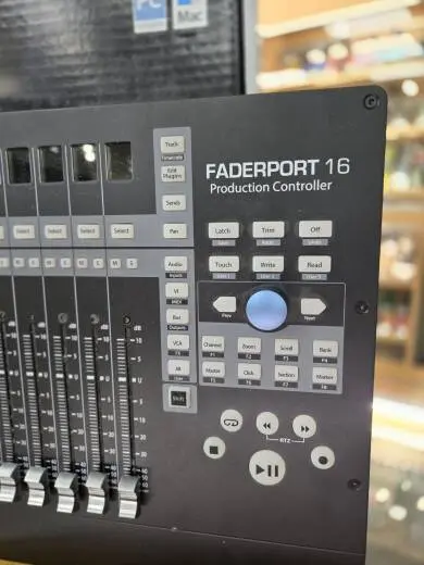 PreSonus - 2777100201 2