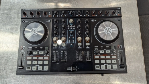 Native Instruments - KONTROL S4 MKII