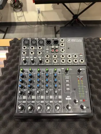 Store Special Product - Mackie - 802-VLZ4