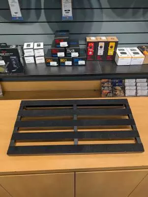 Pedaltrain - Classic Pro Pedal Board with Soft Case