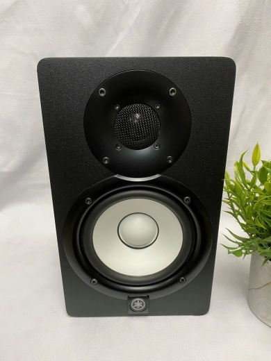 Yamaha - HS5