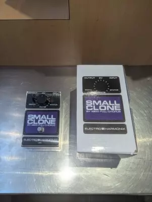 Store Special Product - Electro-Harmonix - Small Clone - Chorus Reissue