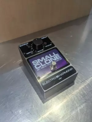 Store Special Product - Electro-Harmonix - Small Clone - Chorus Reissue
