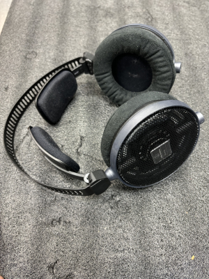 Audio-Technica - ATH-R70X 2