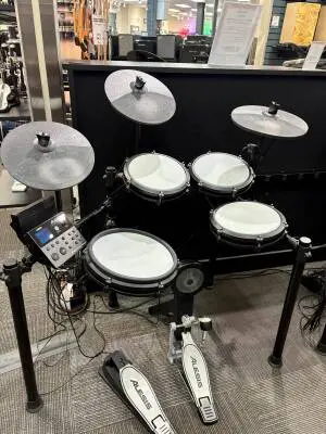 Alesis - NITROMAXKITXUS