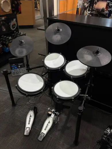 Alesis - NITROMAXKITXUS 2