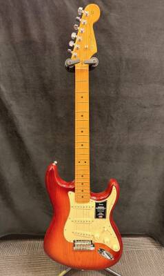 Store Special Product - Fender - 011-3902-747