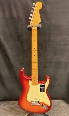 Fender - 011-3902-747