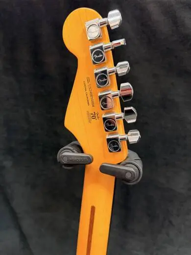 Fender - 011-3902-747 2