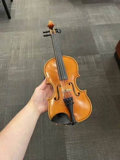 Yamaha 1/2 violin