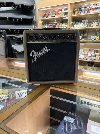 Fender - ACOUSTASONIC 15
