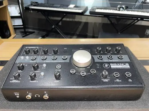 Mackie - BIG KNOB STUD+