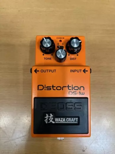 BOSS - DS-1W Waza Craft Distortion Pedal