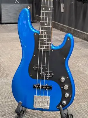 Fender - American Ultra II Precision Bass, Ebony Fingerboard - Noble Blue