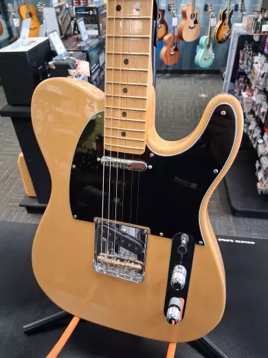 FENDER AM PRO II TELE MN BTB W/C