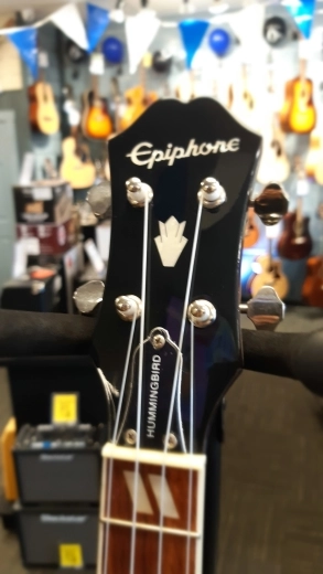 EPIPHONE HUMMINGBIRD UKULELE - TOBACCO BURST 3