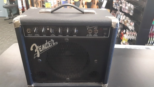FENDER FRONTMAN AMP