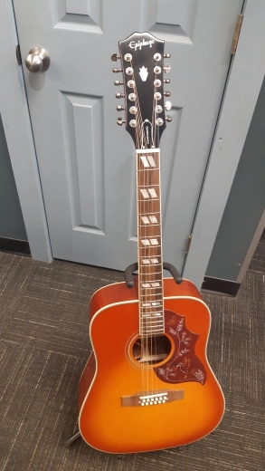 EPIPHONE - INSPIRED BY GIBSON HUMMINGBIRD 12 STRING