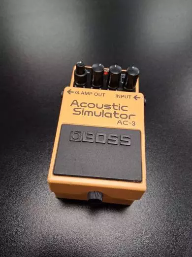 BOSS ACOUSTIC SIMULATOR