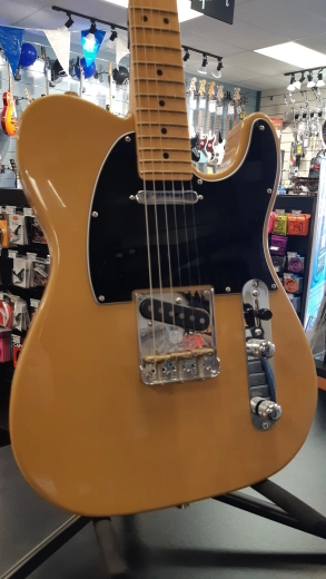 FENDER AM PRO II TELE MN BTB W/C