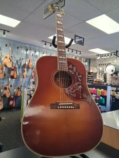 Gibson Custom Shop 1960 Hummingbird Antique Heritage Cherry Sunburst 2