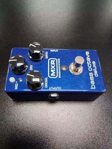 MXR BASS OCTAVE DELUXE 2