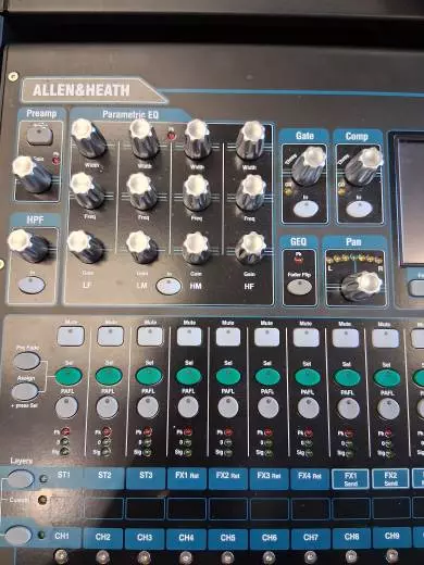 Allen & Heath - QU-16 16 CHANNEL DIGITAL MIXING CONSOLE 2