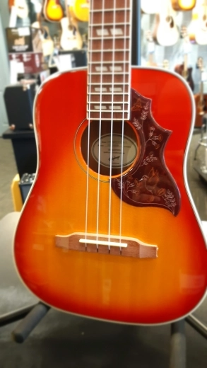 EPI HUMMINGBIRD UKE-FADED CHERRY