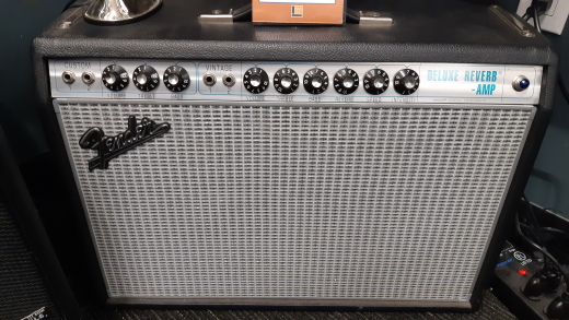 Fender '68 Custom Deluxe Reverb Guitar Amp | Long & McQuade