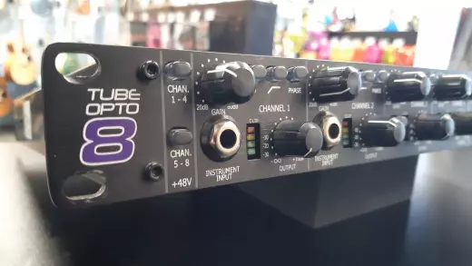 ART - 8 CH TUBE PRE W/ADAT OUT