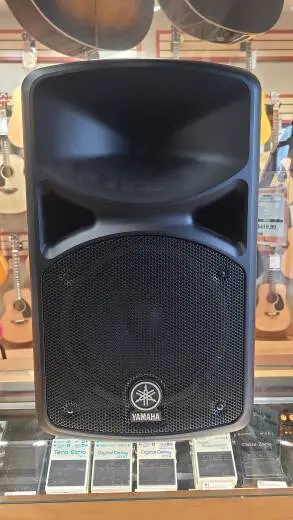 Yamaha - STAGEPAS400BT