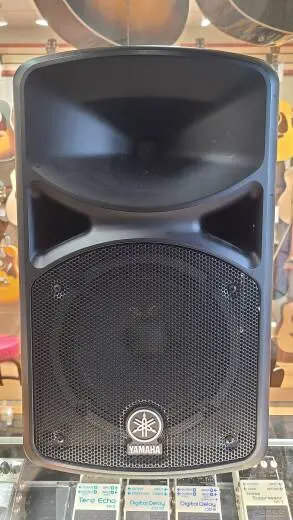 Yamaha - STAGEPAS400BT 2