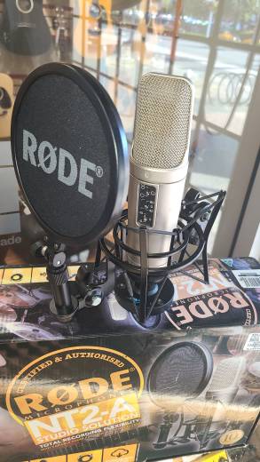 Store Special Product - RODE - NT2A PACKAGE