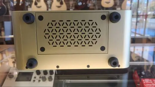 MOOER F15I LI BATTERY AMP 2