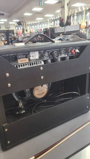 Fender - 227-2000-000 2